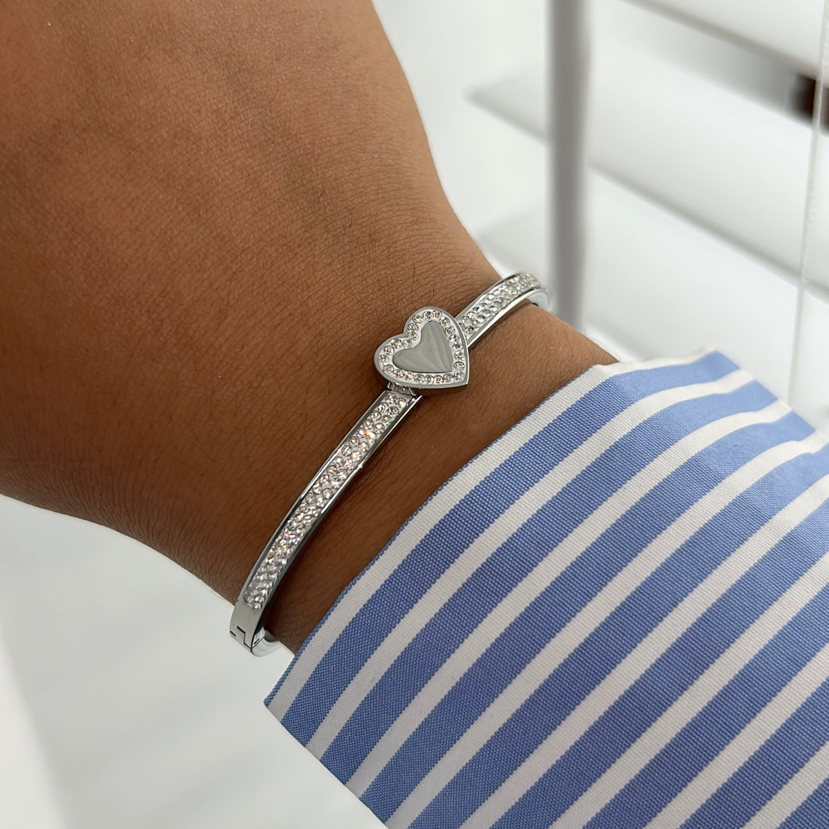 ADORE ME' STAINLESS STEEL BANGLE – The Shannon Collection