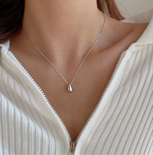 Load image into Gallery viewer, ‘MINI DROPLET&#39; STAINLESS STEEL NECKLACE
