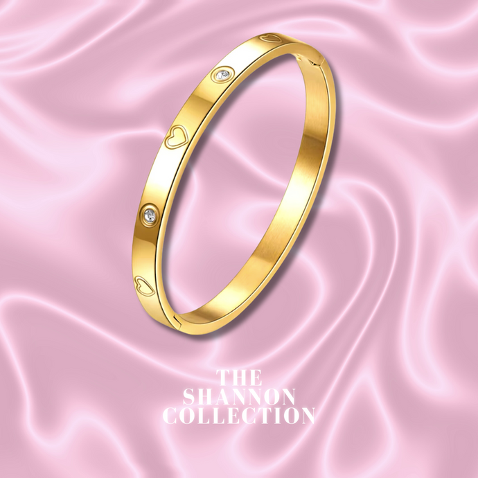 ‘LOVE ME’ 18K GOLD PLATED STAINLESS STEEL BANGLE BRACELET