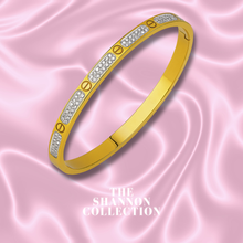 Load image into Gallery viewer, 4MM ‘SUGAR DIAMANTÉ’ 18K GOLD PLATED STAINLESS STEEL BANGLE BRACELET
