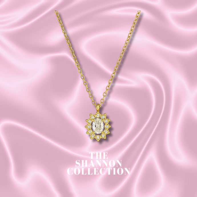‘CLASSIC STAR’ 18K GOLD PLATED STAINLESS STEEL NECKLACE