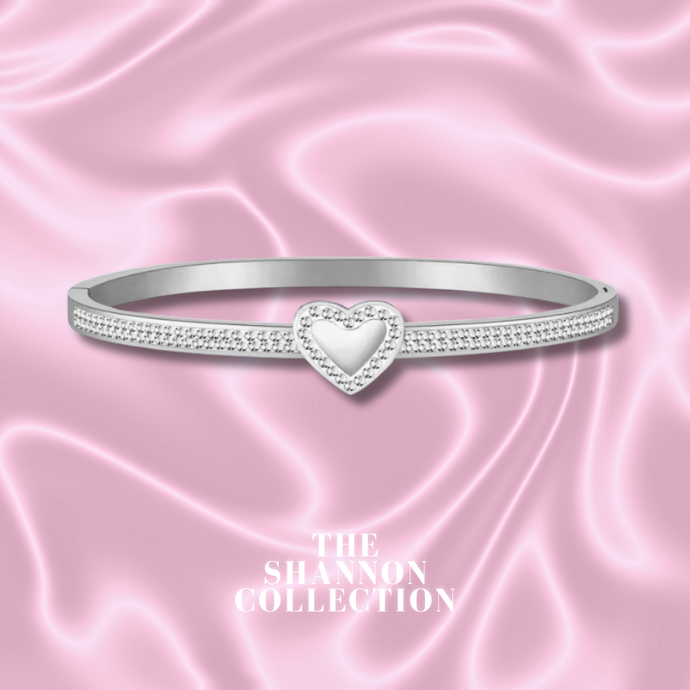 *PRE-ORDER* ‘ADORE ME’ STAINLESS STEEL BANGLE