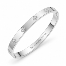 Load image into Gallery viewer, 'MULTI DAINTY CLOVER’ STAINLESS STEEL BANGLE BRACELET
