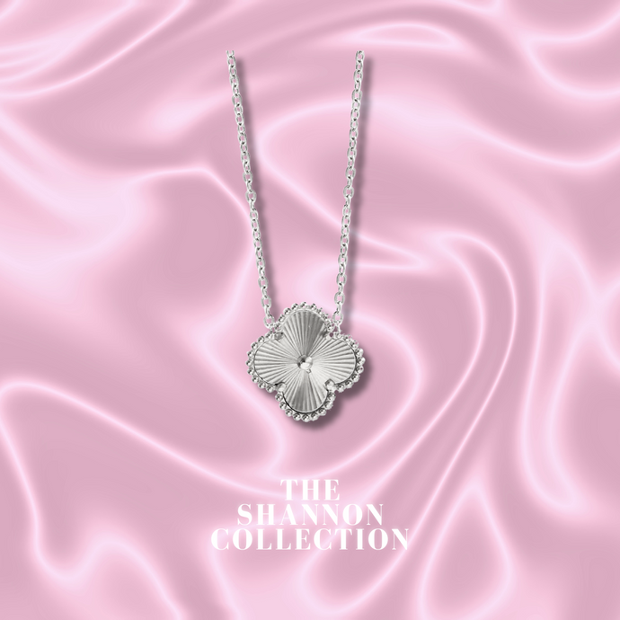 ‘PREMIUM CLOVER' STAINLESS STEEL NECKLACE