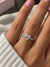 Load image into Gallery viewer, 'RIBBON OF LOVE' STERLING SILVER RING
