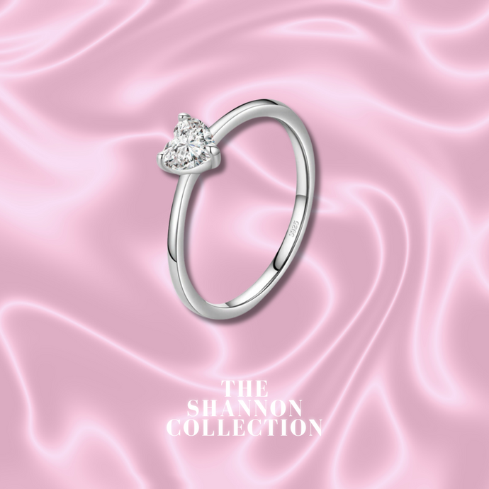 'HEART SOLITAIRE’ STERLING SILVER RING