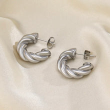 Load image into Gallery viewer, ‘CHUNKY TWIST&#39; STAINLESS STEEL EARRINGS
